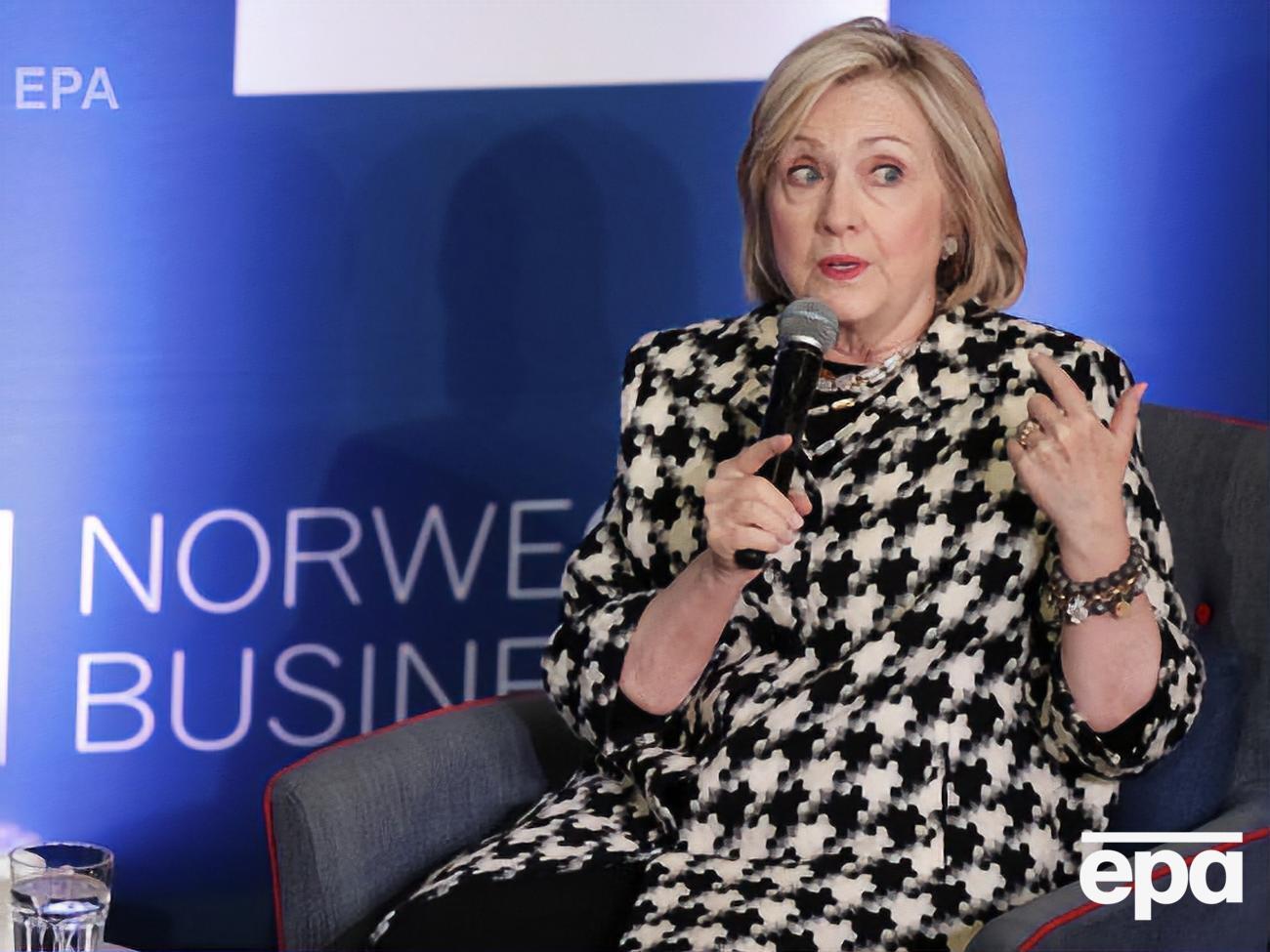 У Клинтон инцидент не комментировали