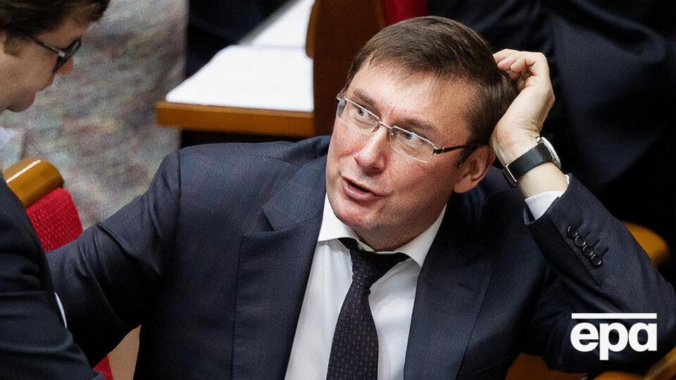 Луценко: Я хотел добиться возвращения в Украину $7 млрд