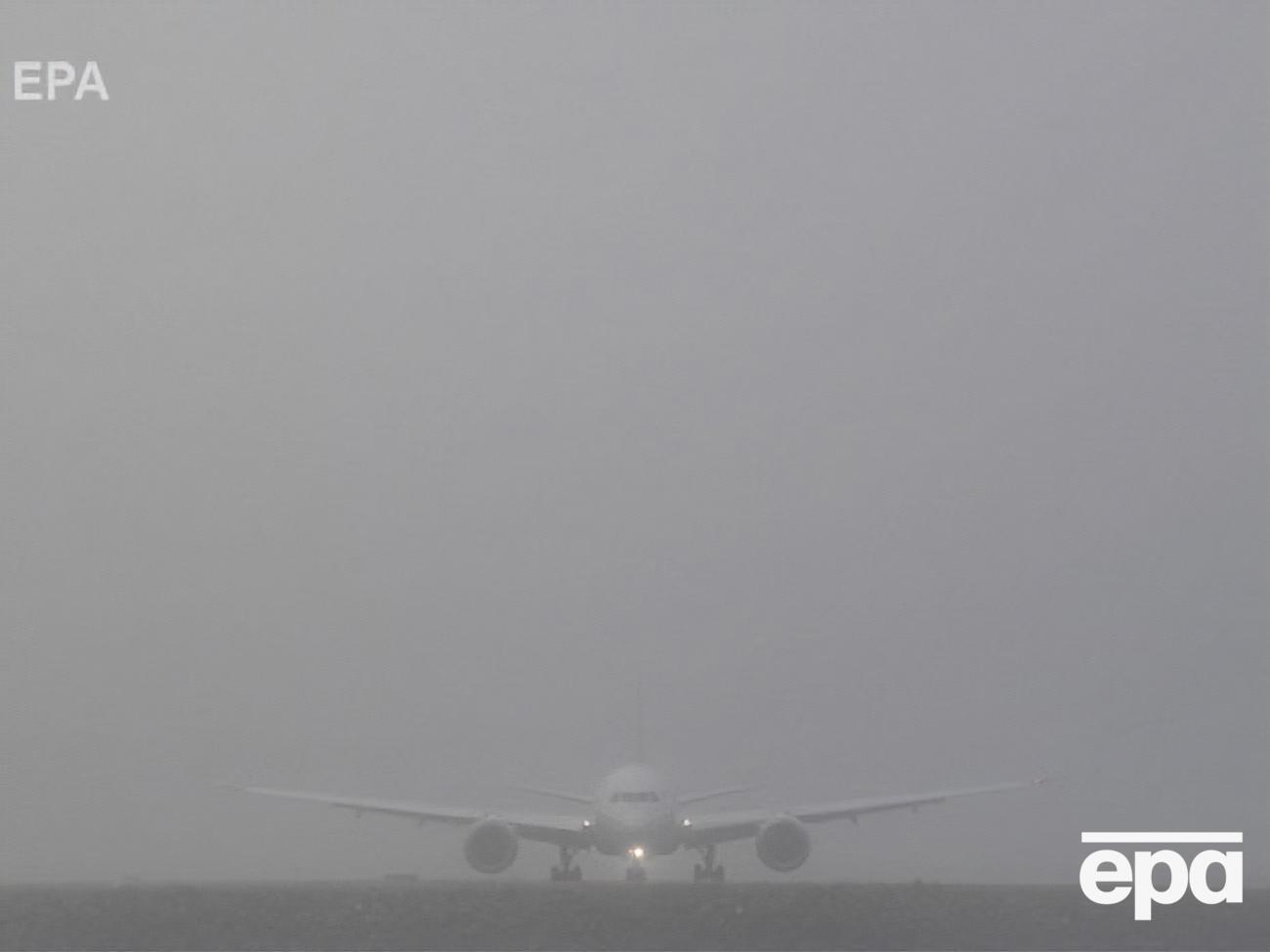 Посадка самолета проходила при густом тумане