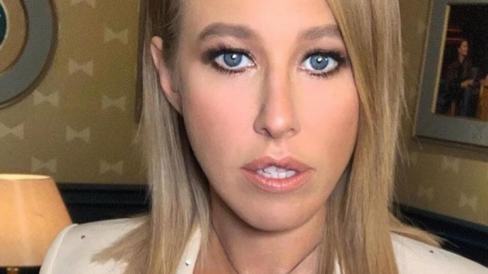 Собчак: Сьогодні три роки, як джерело щастя живе в моєму домі "на постоянці"