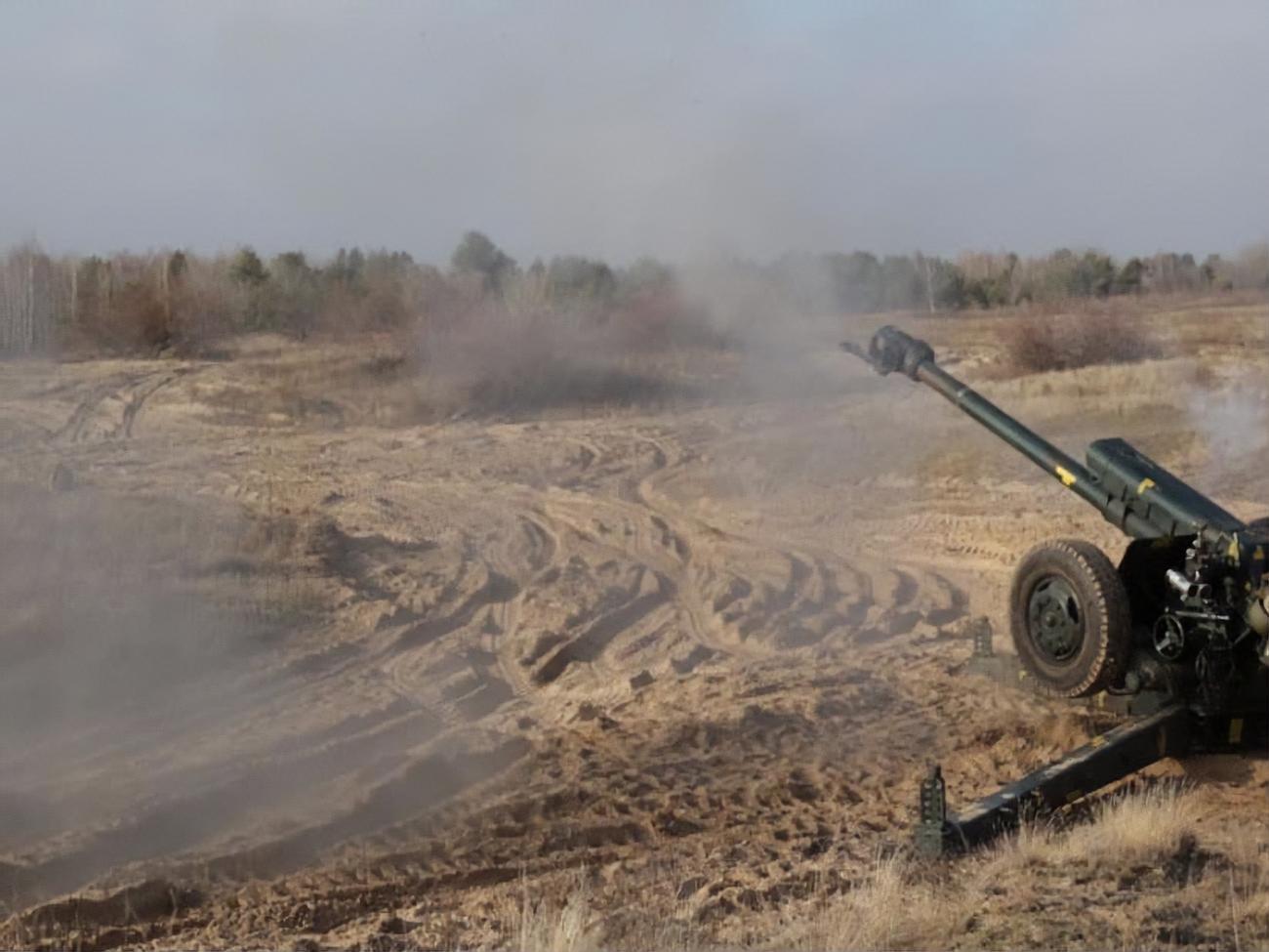 Пожар возник на территории Яворовского военного полигона 19 ноября