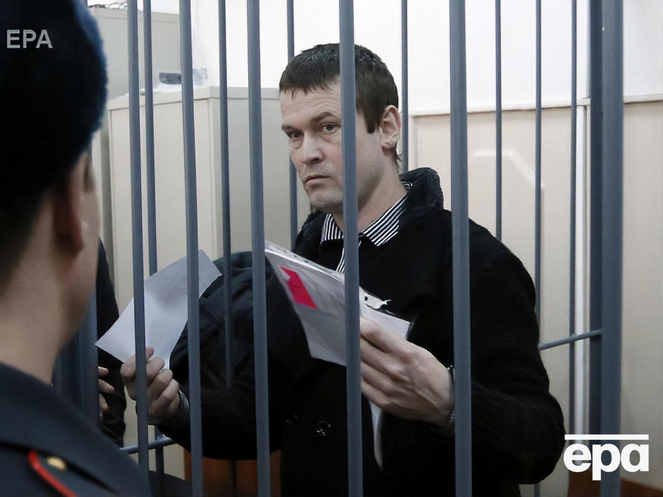 В октябре 2012 года Развозжаев пытался получить политическое убежище в Украине, но его похитили в Киеве неизвестные и перевезли в Москву