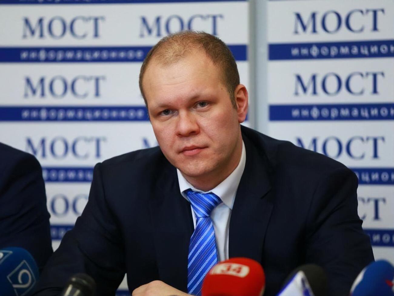 Прокурори не знайшли Дзензерського за місцем проживання