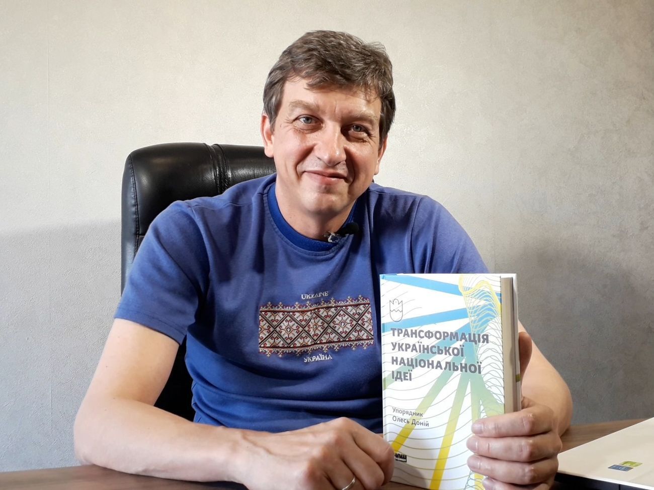 У випадку з Поляковим "Слуга народу" взяла курс на "зміцнення влади". Але це ж Україна. Тут слід боротися за довіру суспільства