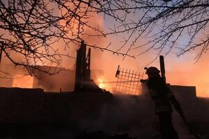 У Львівській області внаслідок пожежі у військовій частині загинув офіцер, ще одного госпіталізували. Фоторепортаж