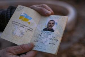 Назімов вважає, що окупанти навмисне зіпсували його паспорт