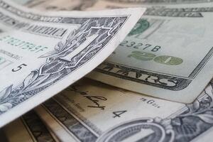 НБУ установил курс валют на 20 ноября