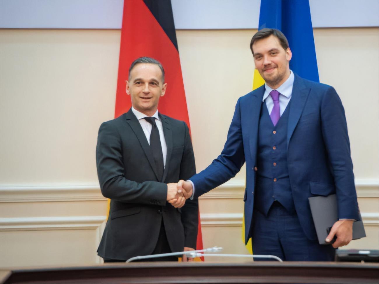 Гончарук &ndash; Маасу: Україна має намір захищати норми європейського енергетичного закону