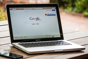 Согласно данным Factum Group, 71% украинцев регулярно пользуются интернетом