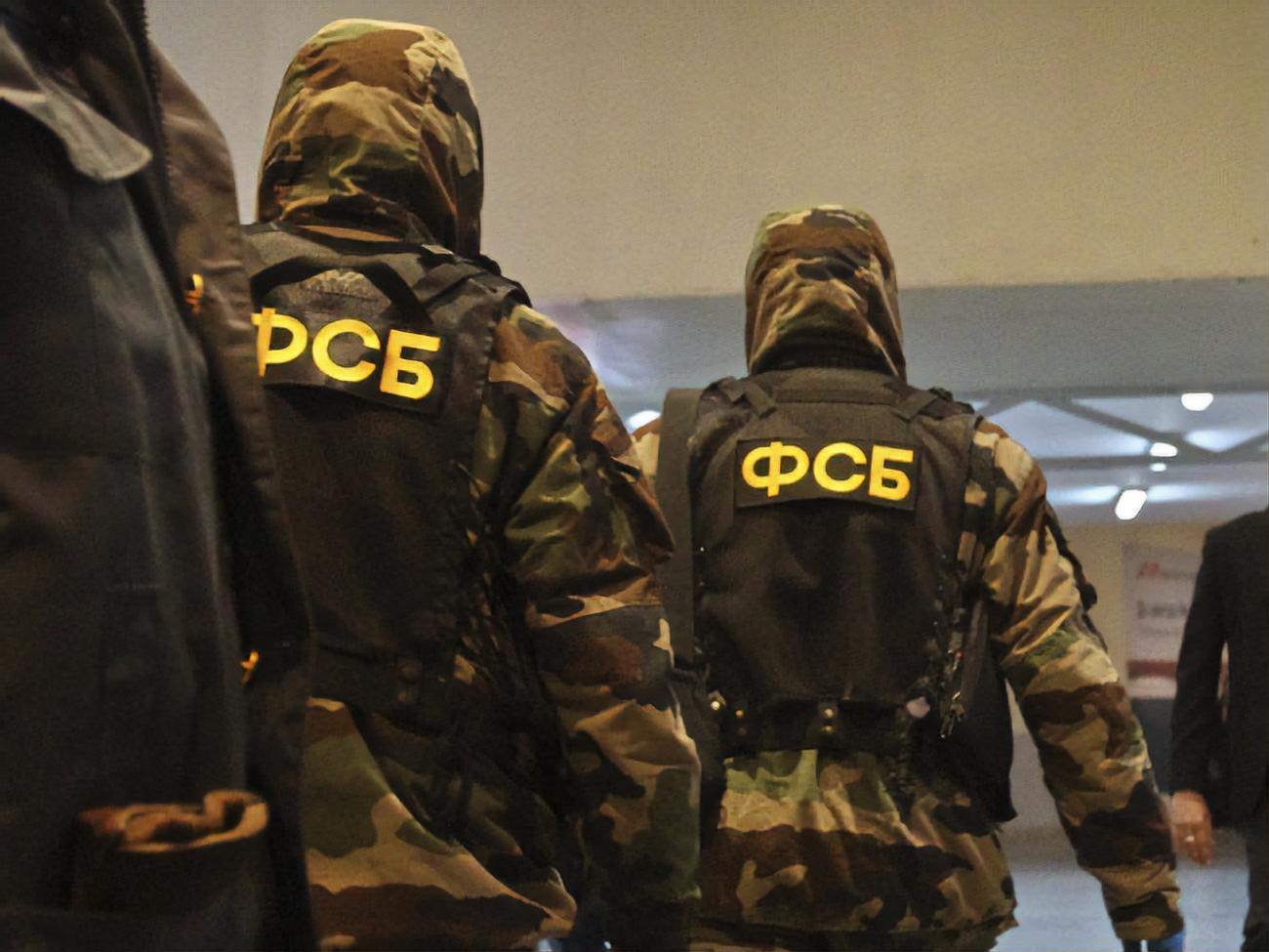 Військовослужбовця Південного військового округу підозрюють у державній зраді, заявили у ФСБ