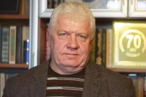 Николай Волынко: Россия и Беларусь нам электричество продают и зарабатывают, а нам им – нельзя, кормим их энергетиков вместо своих