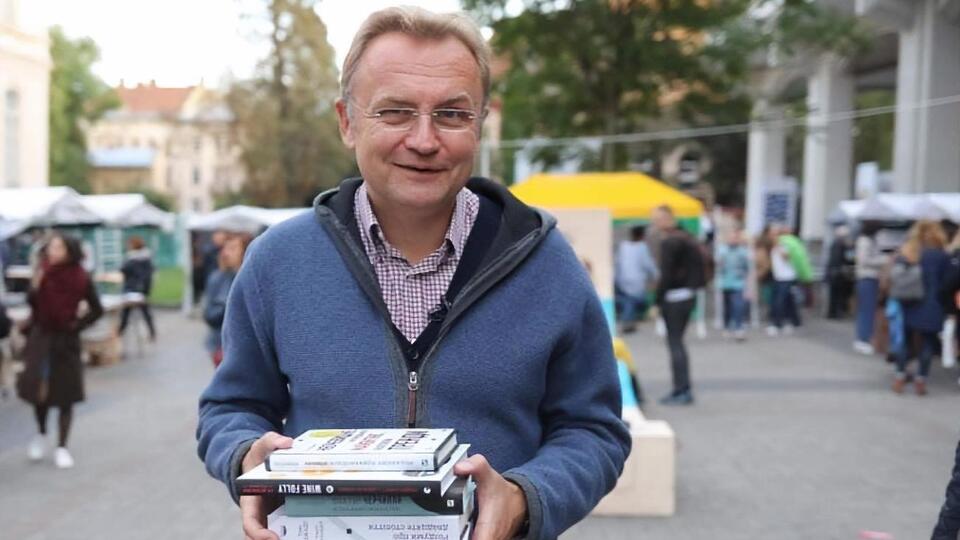 Садовому вручили сообщение о подозрении