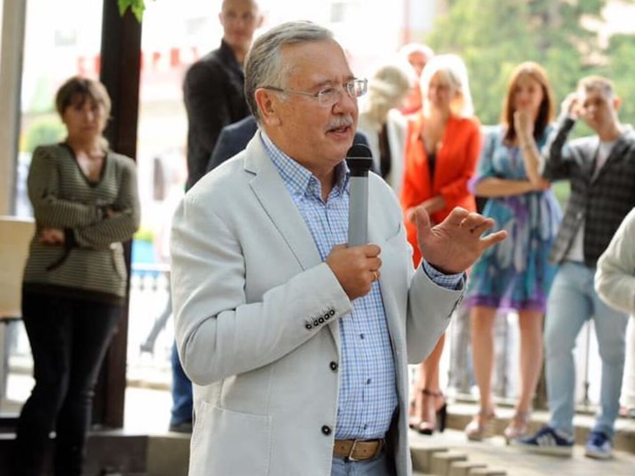 На тлі розмов про підготовку нібито мирного саміту ворог продовжує безкарно вбивати українських солдатів. Досить уже фальші!