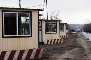 Вантаж прямував через контрольно-пропускний пункт в'їзду-виїзду "Новотроїцьке"