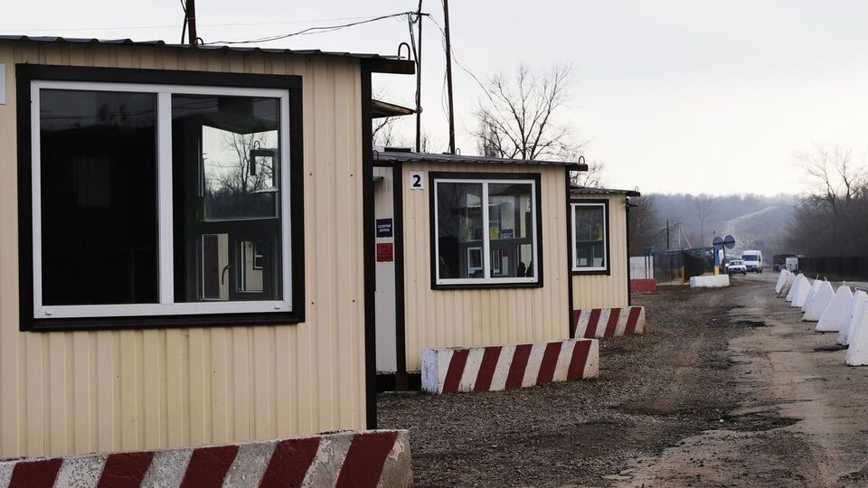 Вантаж прямував через контрольно-пропускний пункт в'їзду-виїзду "Новотроїцьке"