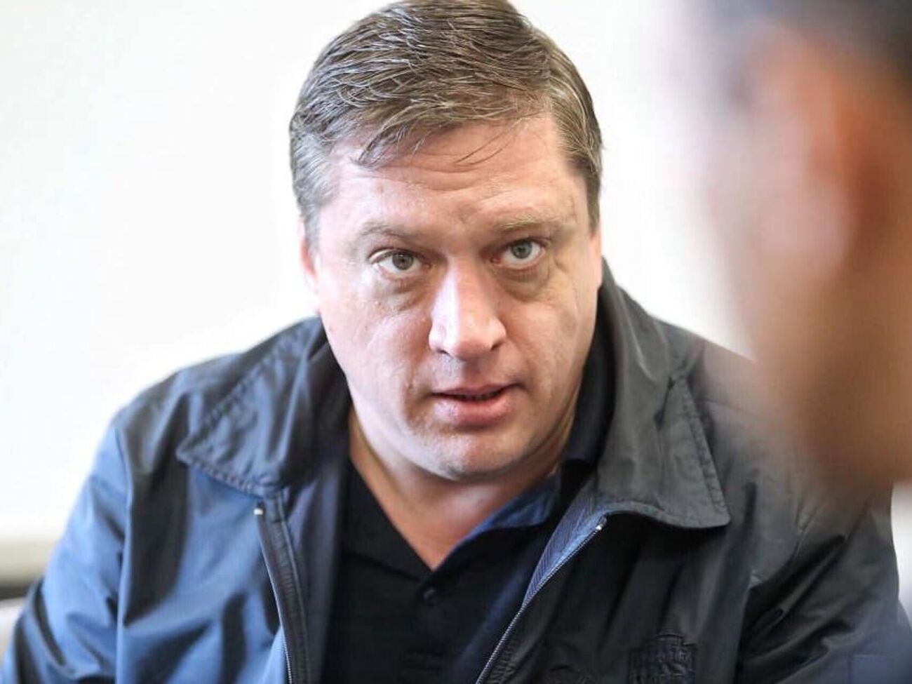 Журналисты нашли женщину, которую, вероятно, в числе группы лиц изнасиловал Иванисов