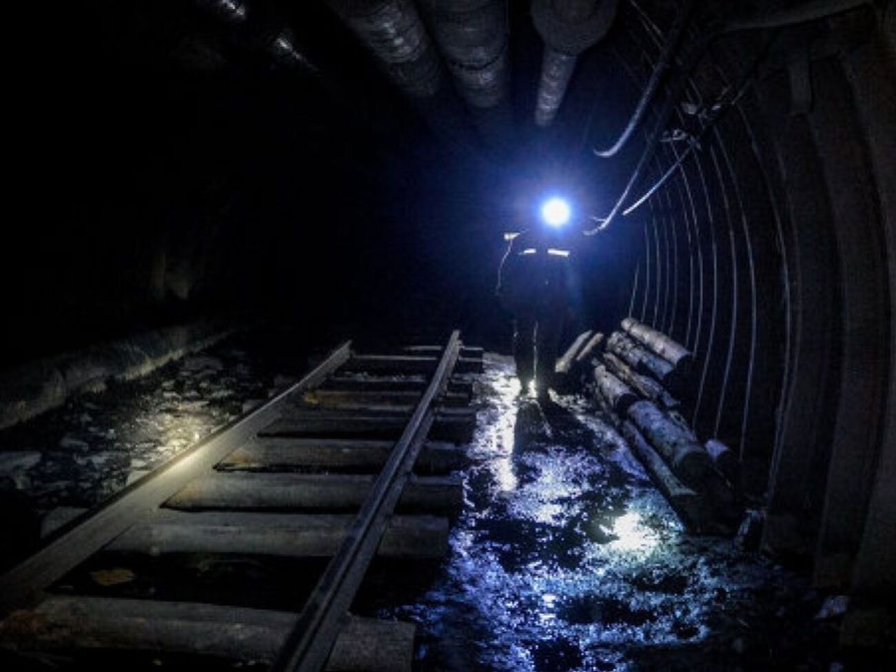 Шахтеры обеспокоены ростом импорта электроэнергии из России, отметили лидеры профсоюзов