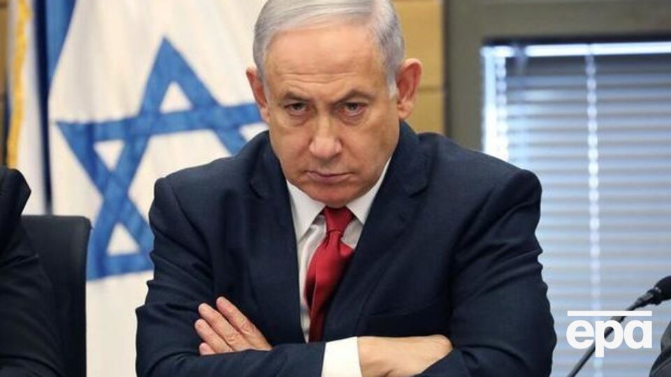 Копию обвинительного заключения передали в Кнессет для рассмотрения вопроса о снятии с Нетаньяху парламентского иммунитета