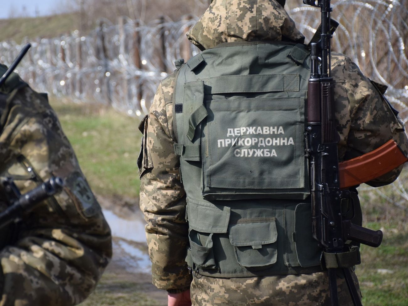 По факту инцидента с пограничниками правоохранители открыли уголовные производства