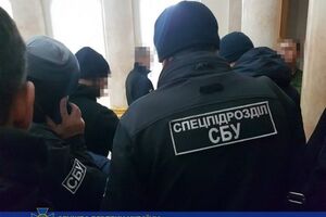 СБУ провела в мэрии обыски