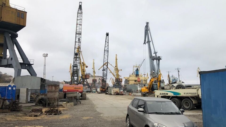 У морпорту Одеси провели обшуки