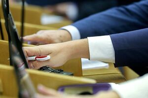 Держдума ухвалила закон про заборону продажу гаджетів без російських додатків