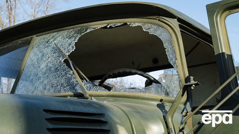 Бойовики обстріляли автомобіль