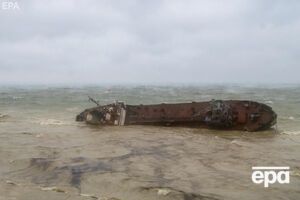 Во время аварии Delfi произошел разлив нефтепродуктов