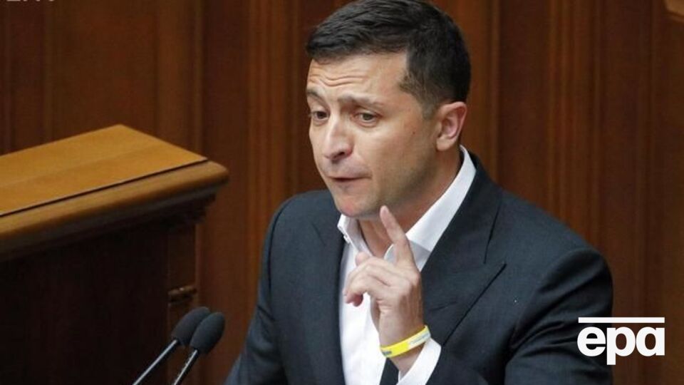 Зустріч у нормандському форматі за участю Зеленського (на фото) і Путіна заплановано на 9 грудня