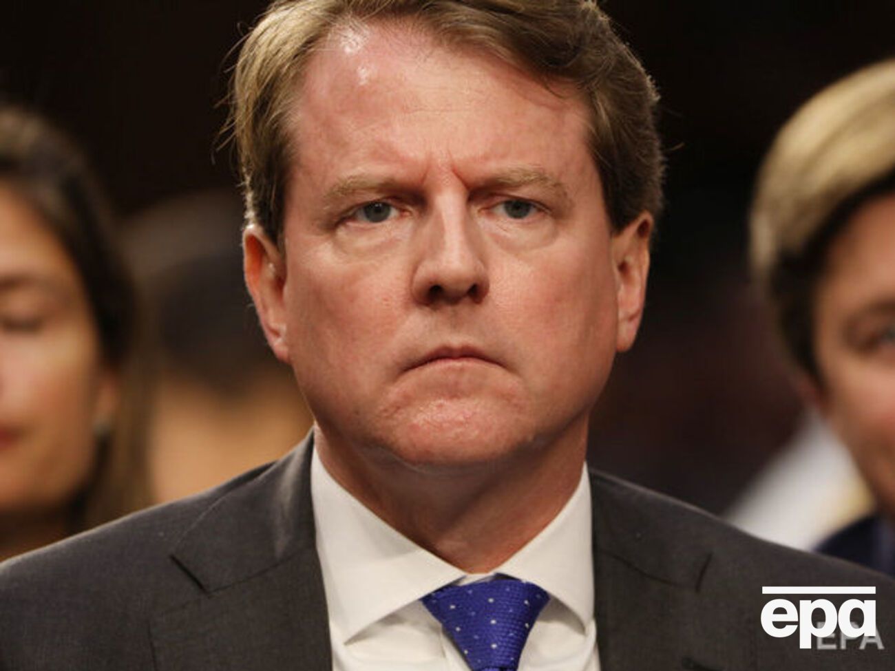 Макган ушел в отставку в августе