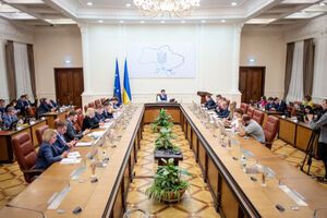 В Кабмине объяснили задержку зарплат "неэффективным распределением государственных субвенций местными властями"