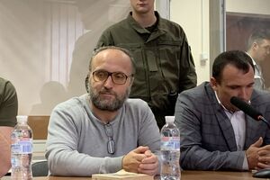 Черного освободили из-под ареста в зале суда