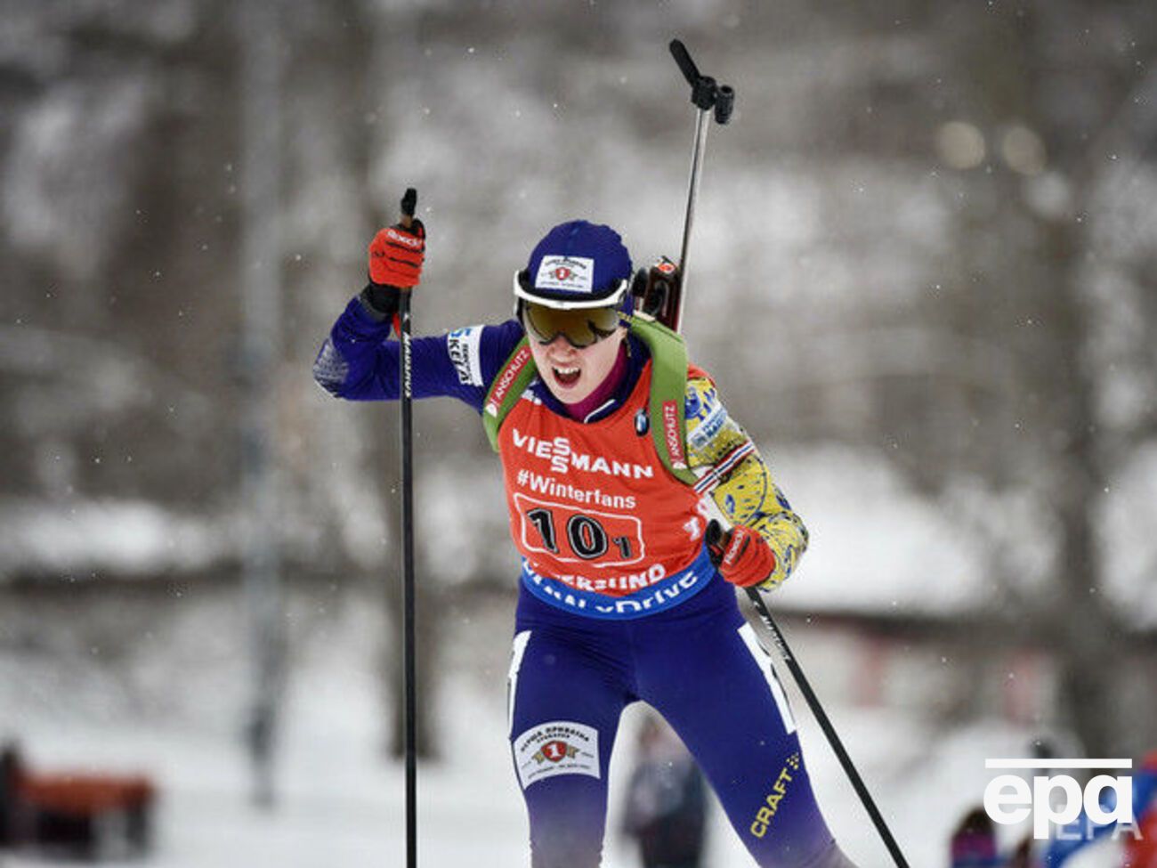 Меркушина (на фото) и Тищенко примут участие в одиночной смешанной эстафете