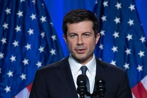 Буттиджич вышел на второе место в рейтинге потенциальных кандидатов в президенты от Демократической партии