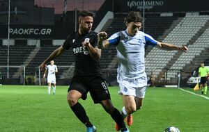 "Динамо" победило ПАОК со счетом 5:2 по сумме двух матчей
