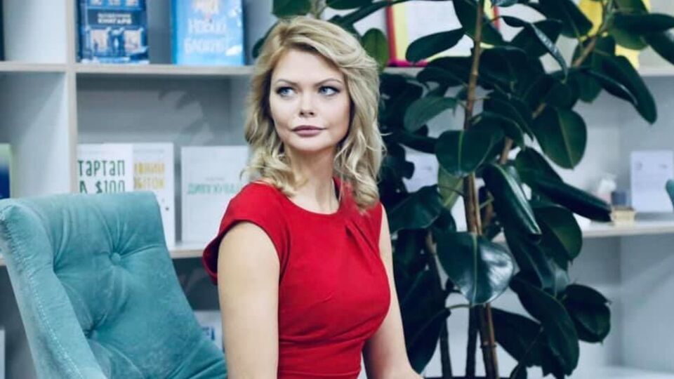 Клитина сообщила, что в ближайшее время даст брифинг по поводу своей отставки