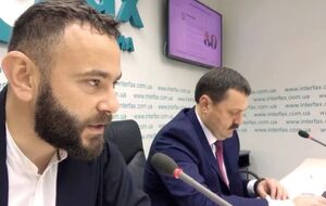 На прошлой неделе нардепы потребовали от Зеленского и президента США Дональда Трампа расследовать факты легализации $7,4 млрд "семьей" Януковича через американский инвестфонд