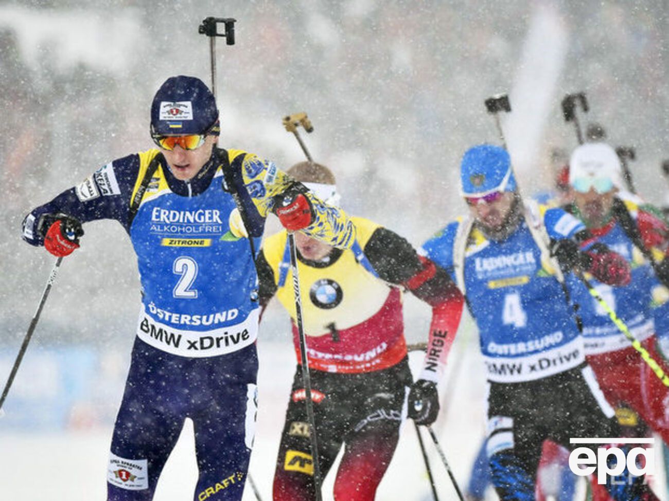 Пидручный (впереди) примет участие в смешанной эстафете&nbsp;4х6 км