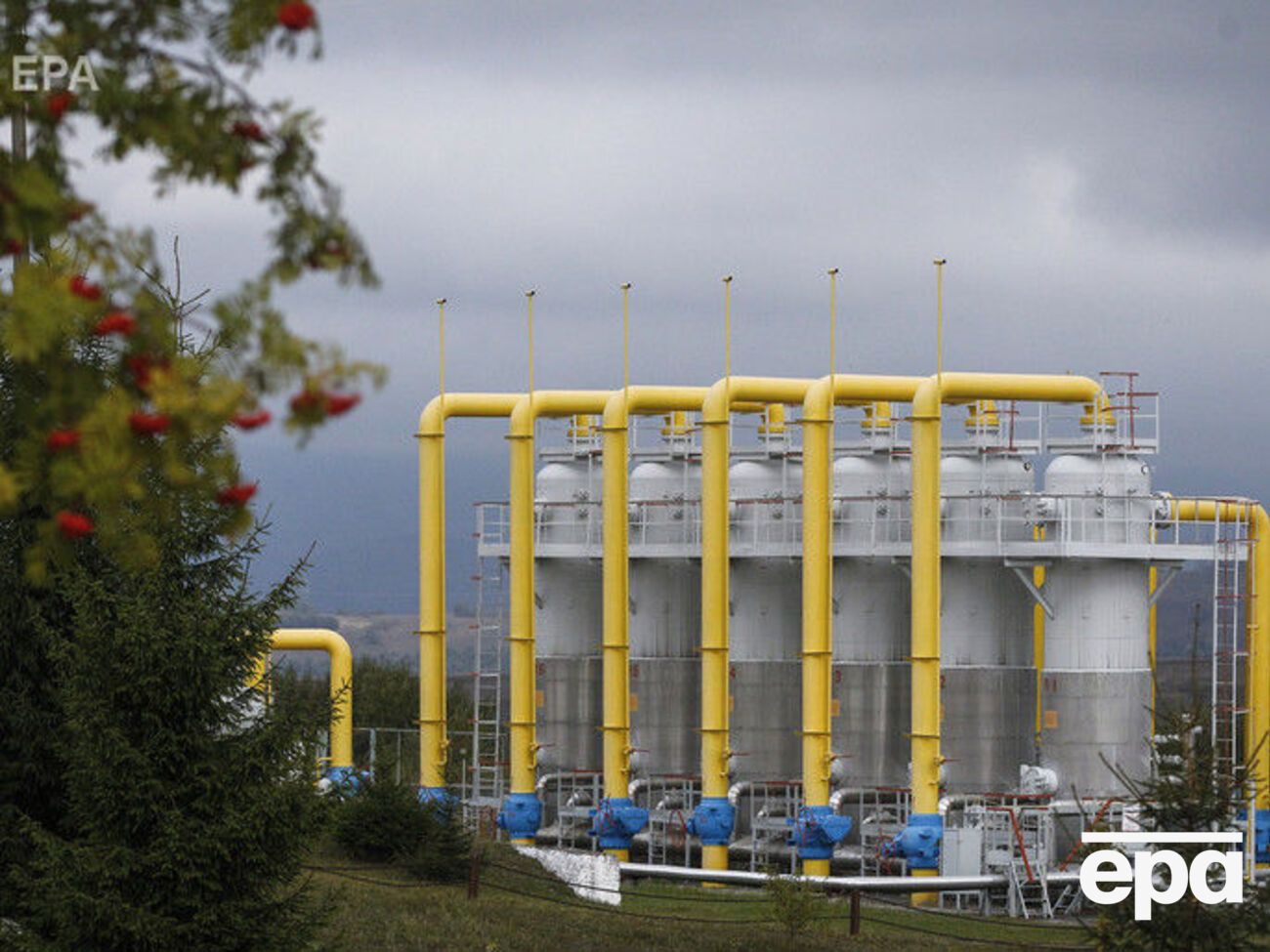 До цього газові переговори відбувалися у тристоронньому форматі