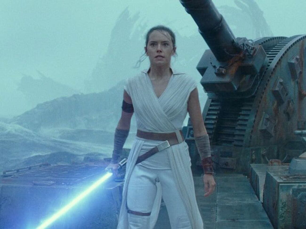 Світову прем'єру фільму призначено на 20 грудня