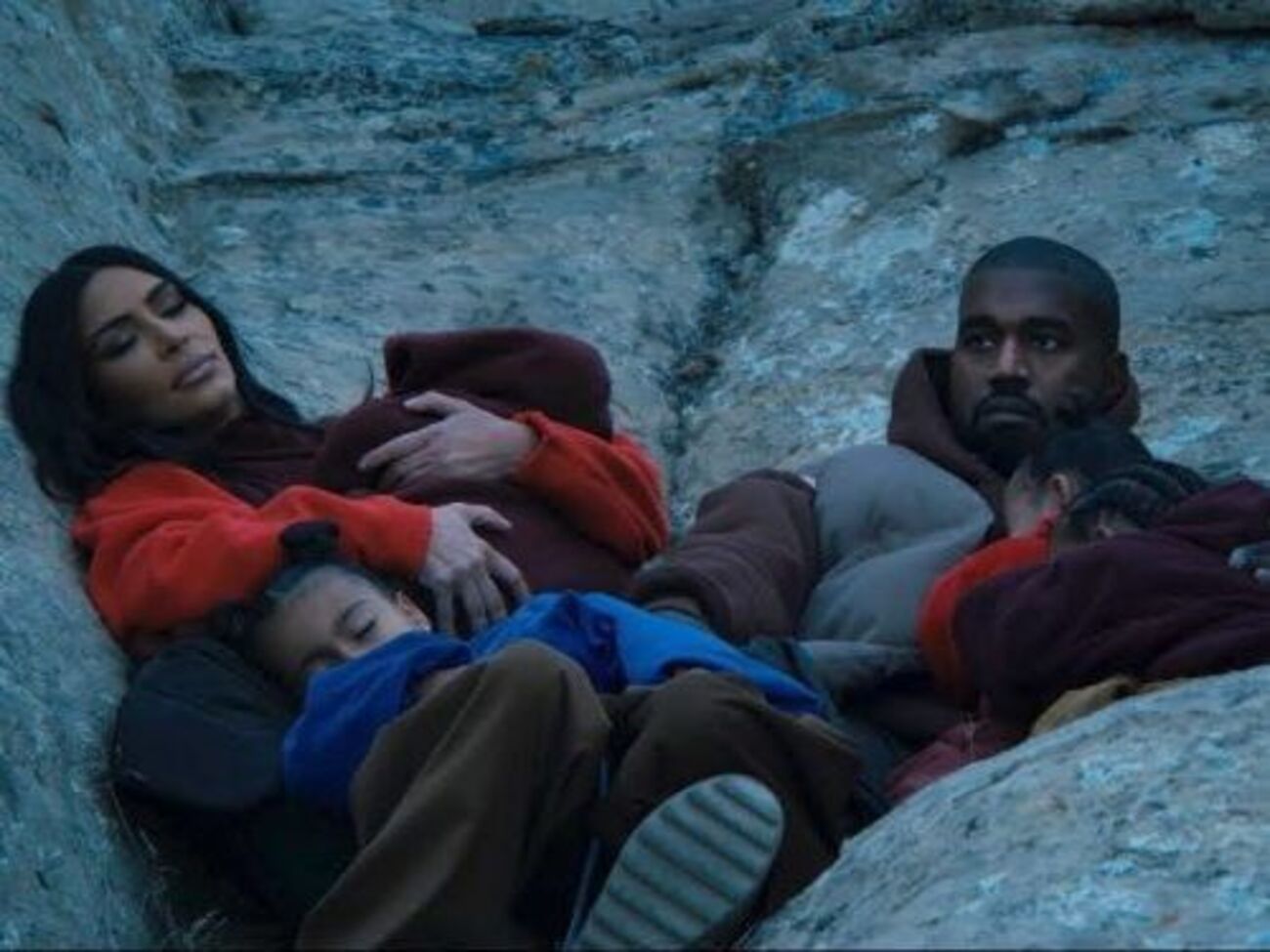 Уэст снял в ролике жену и детей