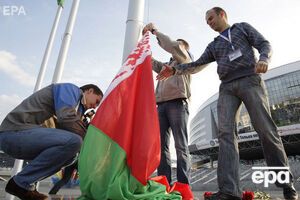 Беларусь подписала с РФ договор о создании Союзного государства в 1999 году