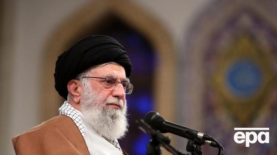 Хаменеї: Іран не поступиться тиску Америки
