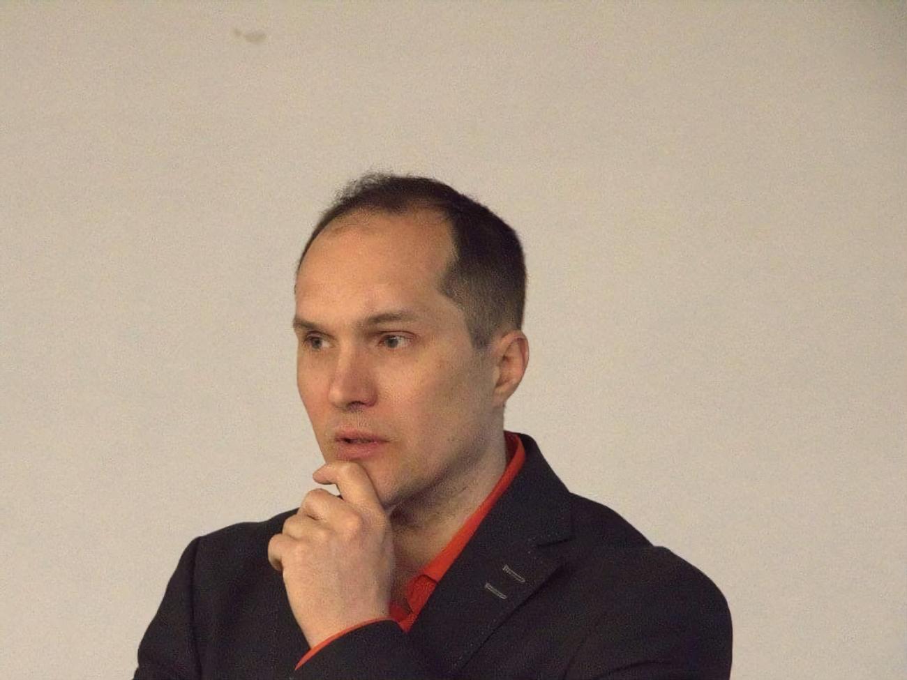 Бутусов: Нарада у президента щодо питання підвищення ефективності роботи СБУ помітно загострила суперечності і боротьбу за владу у президентській команді