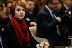 Зеркаль зазначила, що інтенсивність діалогу США і України значно зменшилася