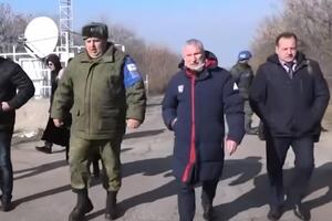 Депутата сопровождали боевики и представители специальной мониторинговой миссии ОБСЕ