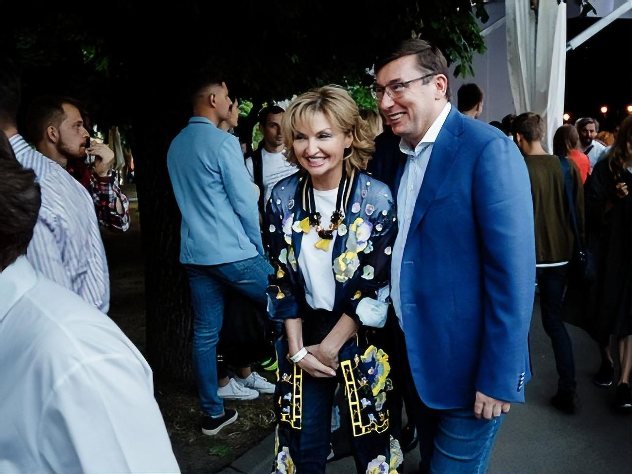 Сьогодні Ірина Луценко заявила, що складає із себе повноваження нардепа