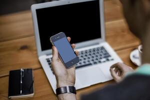 Користувачі старих гаджетів Apple мають оновити програмне забезпечення або залишитися без під'єднання до інтернету