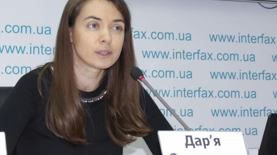 Свиридова народилася в Ялті, після анексії Криму переїхала до Києва