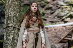 Главную роль исполнила 18-летняя украинка Полина Носыхина